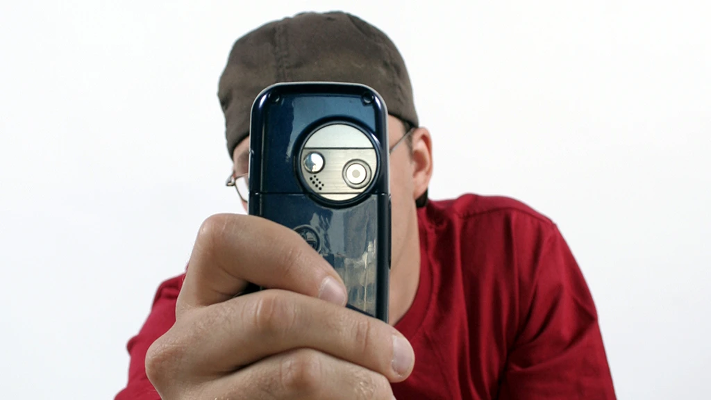 The PositionIt smartphone app can calculate the location of distant objects and track their speed and direction (Photo: Shutterstock)