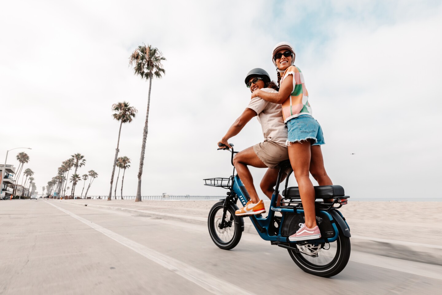 The Abound SR can be optioned with a bunch of accessories, including a padded seat and foot pegs for bike-pooling a friend