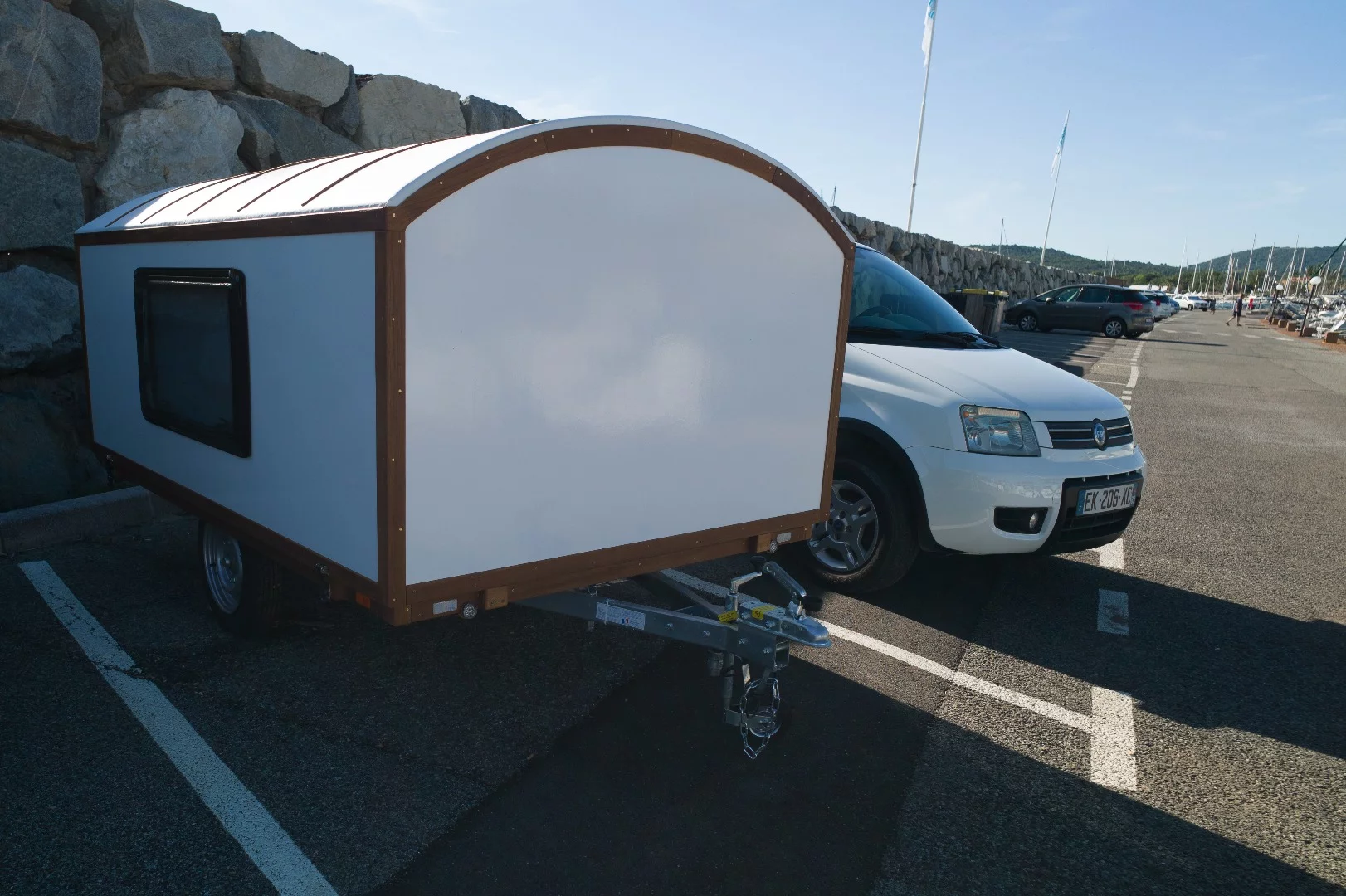 The Slidavan drops down to around car height for towing
