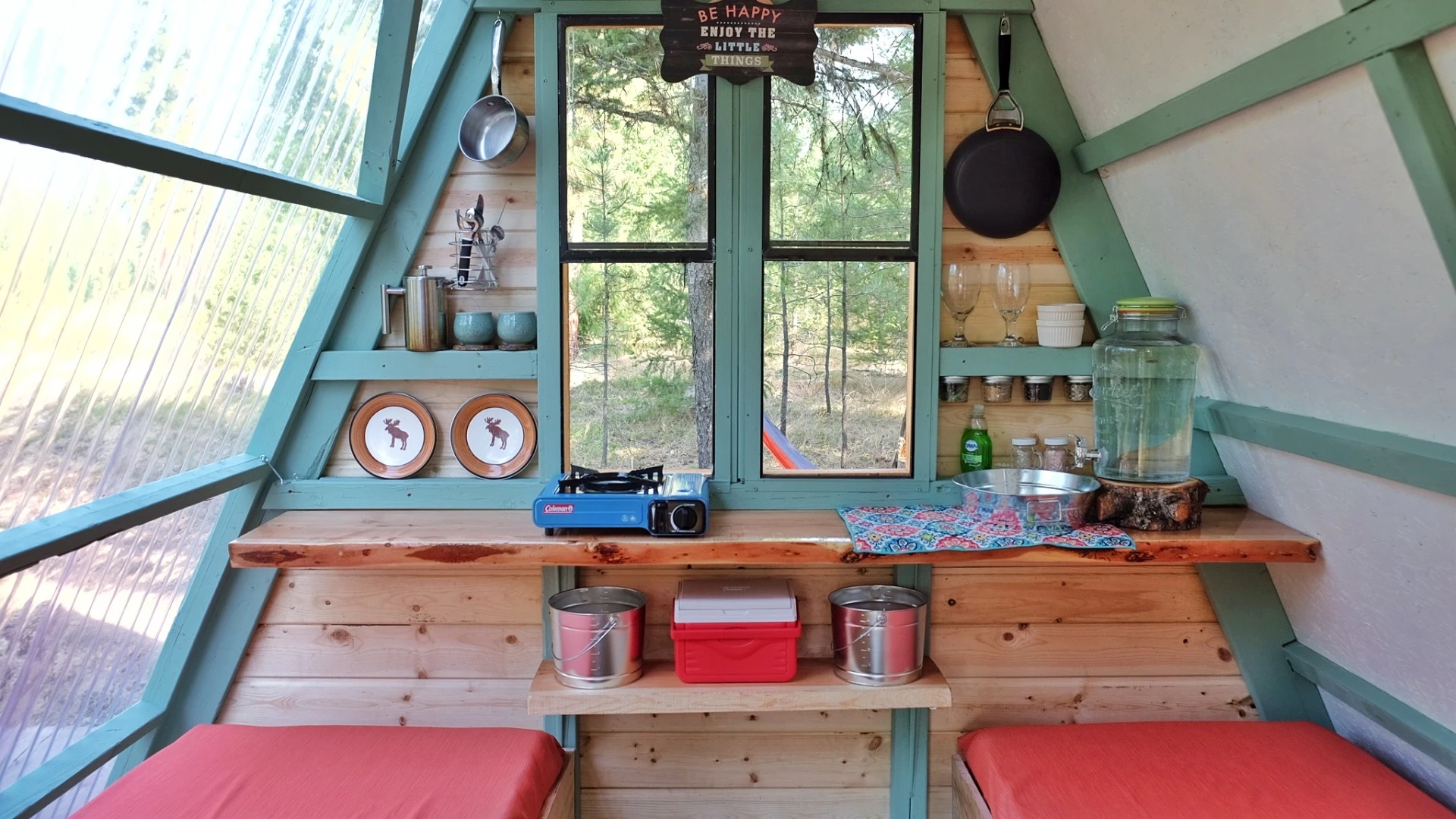 The interior of the cabin measures 80 sq ft (7.4 sq m)