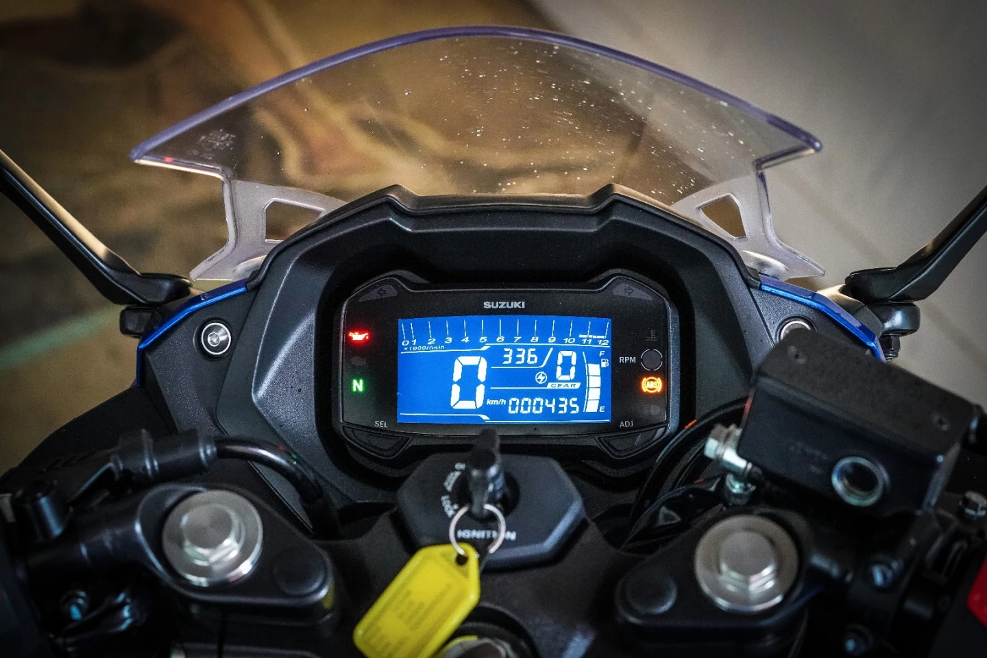 Suzuki GSX250R: blue-backlit digital dash looks terrific, adds to the quality feel of the bike, and adds a clock, a fuel gauge and a gear position indicator to a well-presented set of basic information