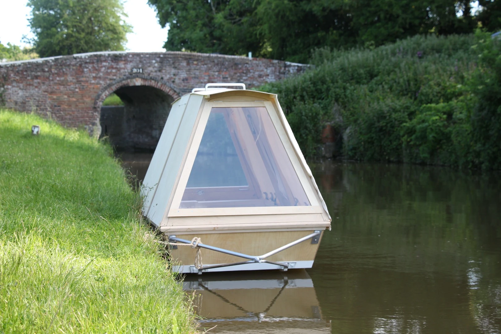 The WaterBed features lots of windows and open air, enhancing the users experience with the landscape