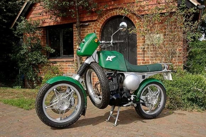 Dave Akhurst's Greenfly - the world's first LPG motorcycle