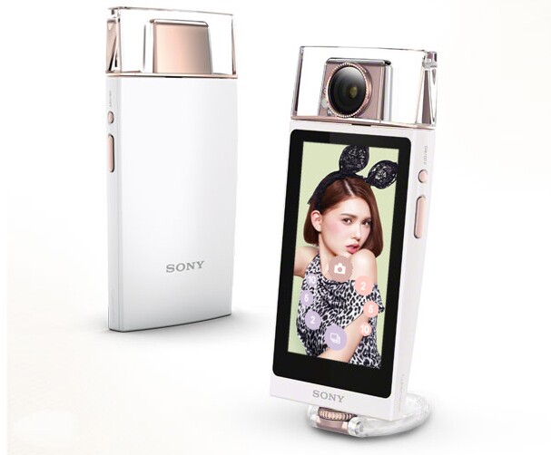 The selfie-centric Sony KW1 features a self-timer with a countdown function, and a crystal texture camera bracket to allow easy hands-free shooting