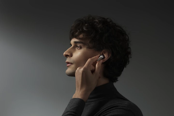 The Buds 5 Pro Wi-Fi earphones are powered by the Snapdragon Sound Technology Suite and Qualcomm XPAN technology, for "industry-leading lossless audio experience"