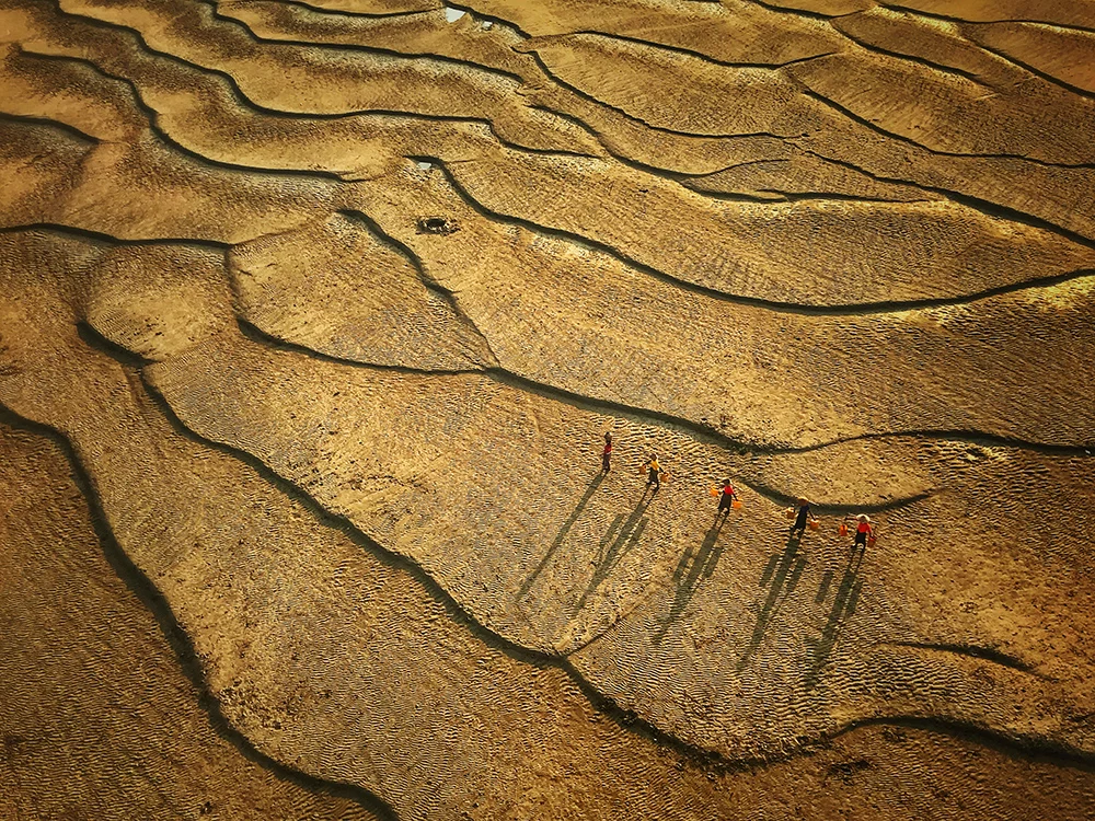 Honorable mention in the Travel & Adventure category. Low Tide