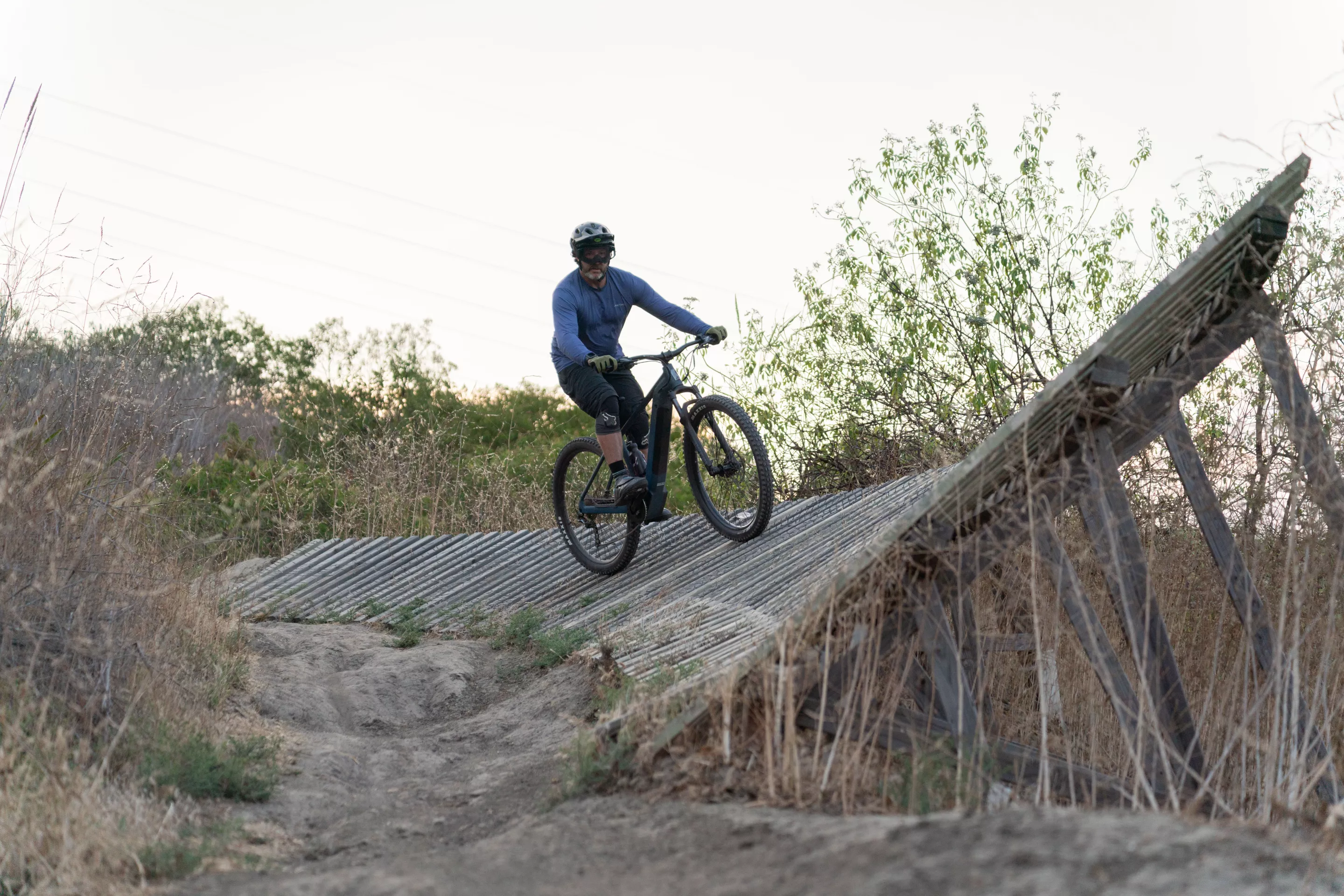 Pedal-assist up to 28 mph and a battery range of up to 50 miles