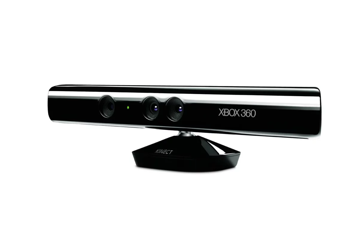 Microsoft has announced that Xbox 360 will soon get voice search, YouTube and more live TV