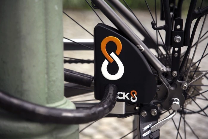Lock8 smartphone-controlled lock