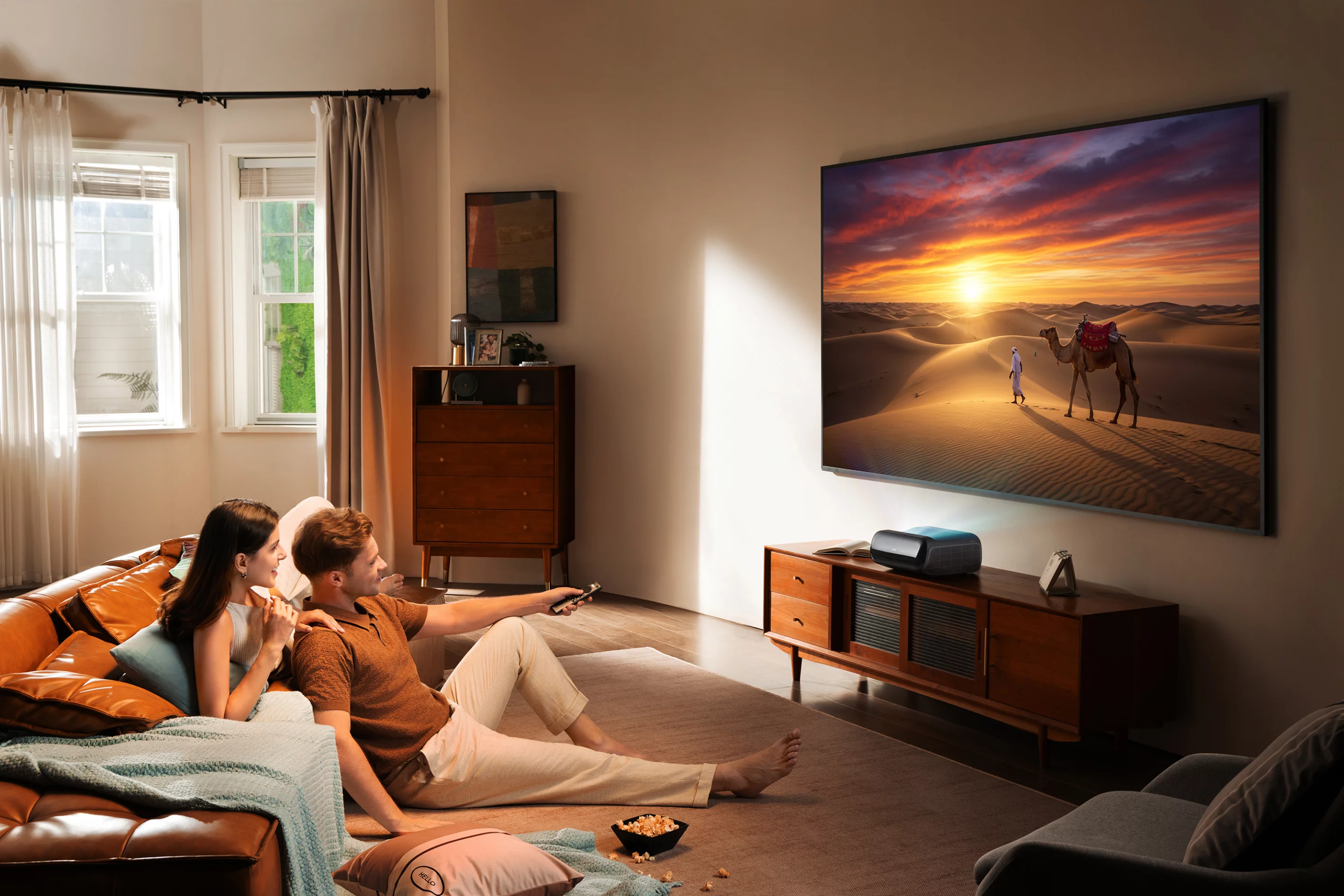 The O2S Ultra measures 12.2 x 11.4 x 5.5 inches and weighs in at 9.9 lb