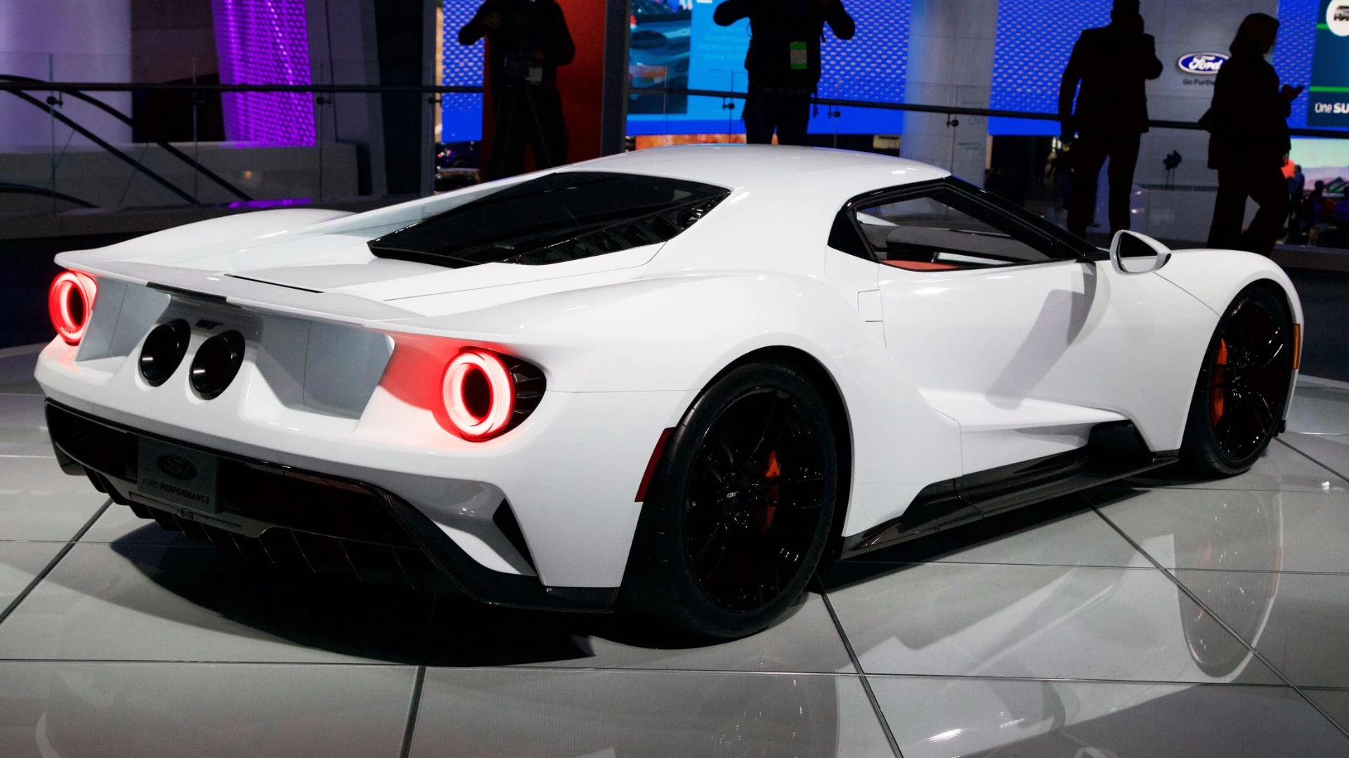Those taillights also include aero outlets to improve airflow