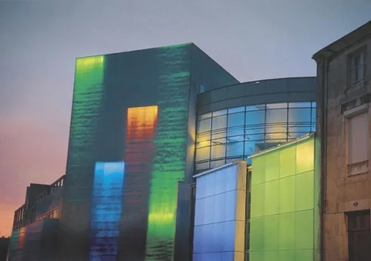 Built to represent a life-size urban plain, OLAC features a traditional residential façade and a town hall, all designed not only to demonstrate Philips lighting expertise, but also to be used as a testing ground for lighting developers.