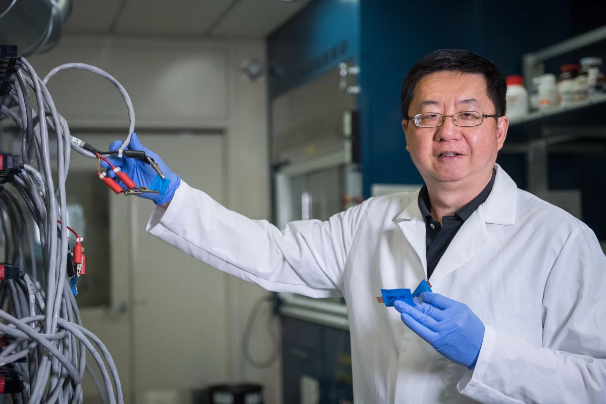 Study co-senior author Dr. Kang Xu with the saltwater battery