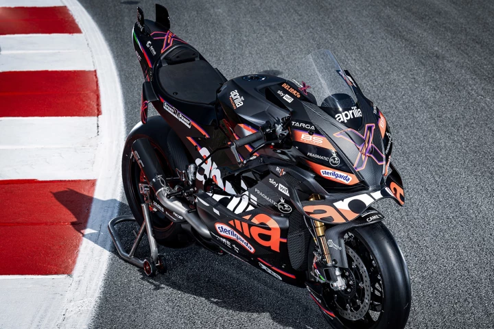 The RSV4 X-GP has an incredible power-to-weight ratio that's practically unmatched by any other production superbike in 2025