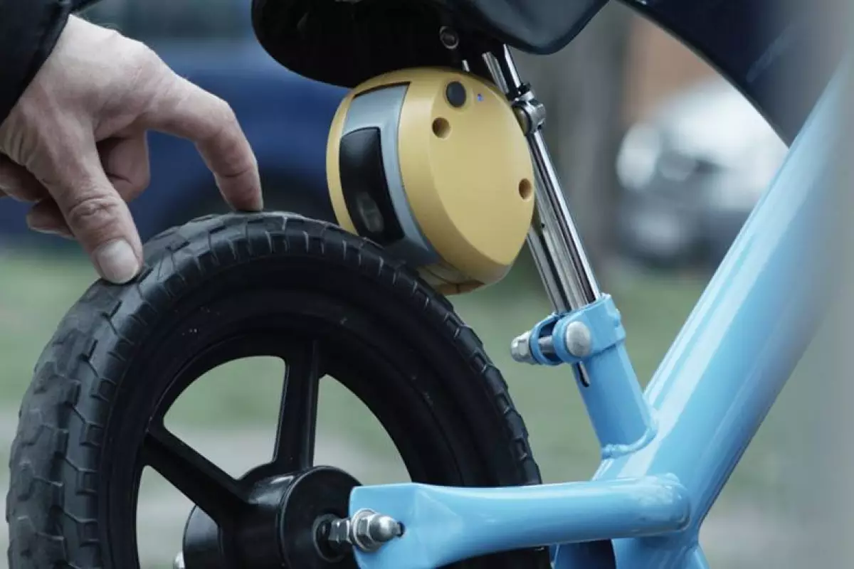 The MiniBrake enables parents to bring their child's bike to a halt within a range of 50 meters (164 ft)