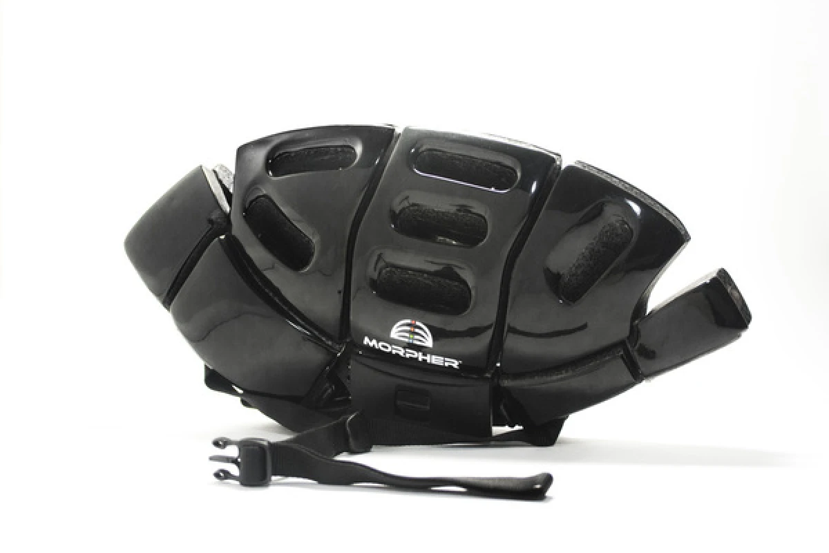 The Morpher helmet, folded flat as a rather thick pancake