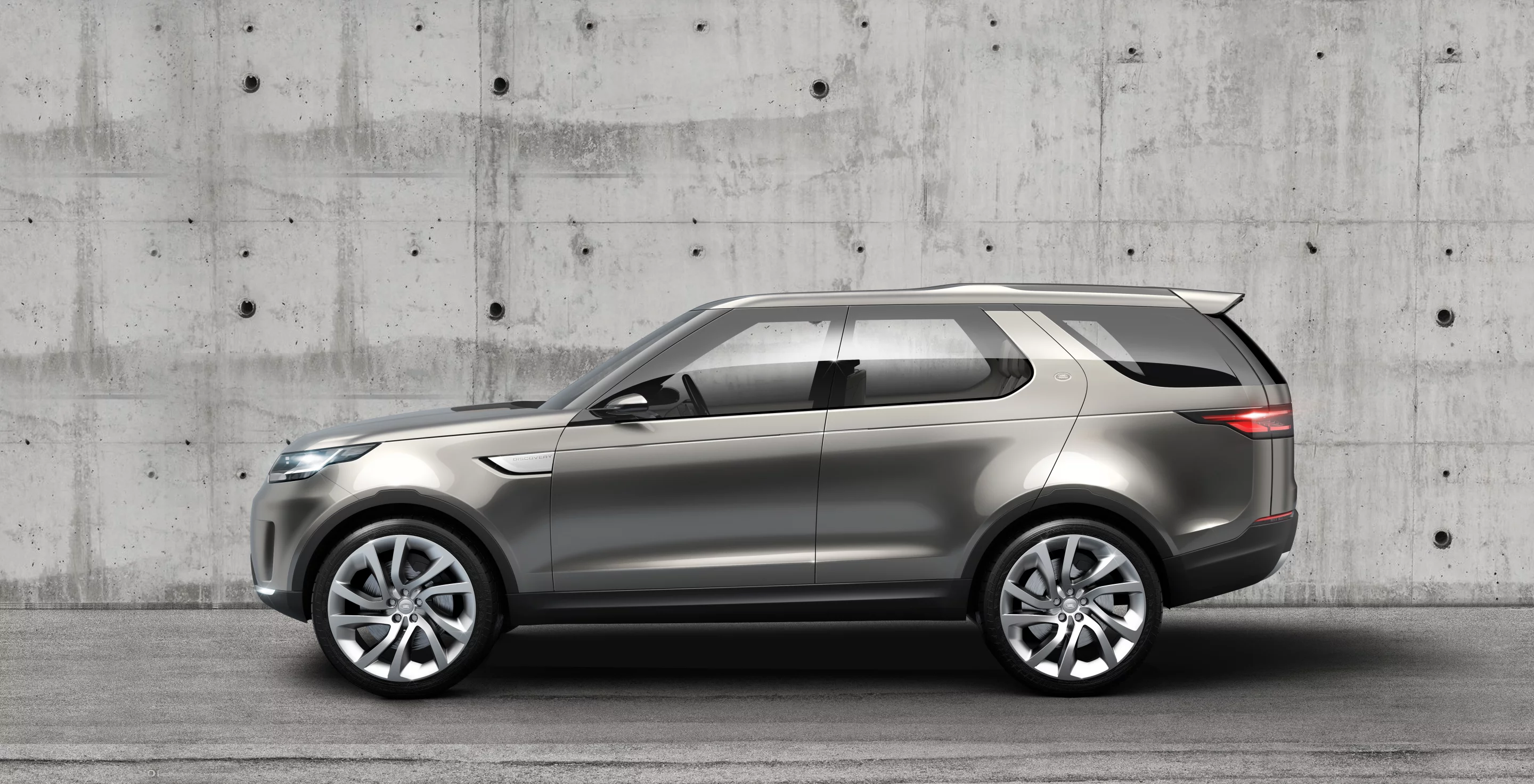 The Land Rover Discovery Vision concept marks the start of the new Discovery line of vehicles