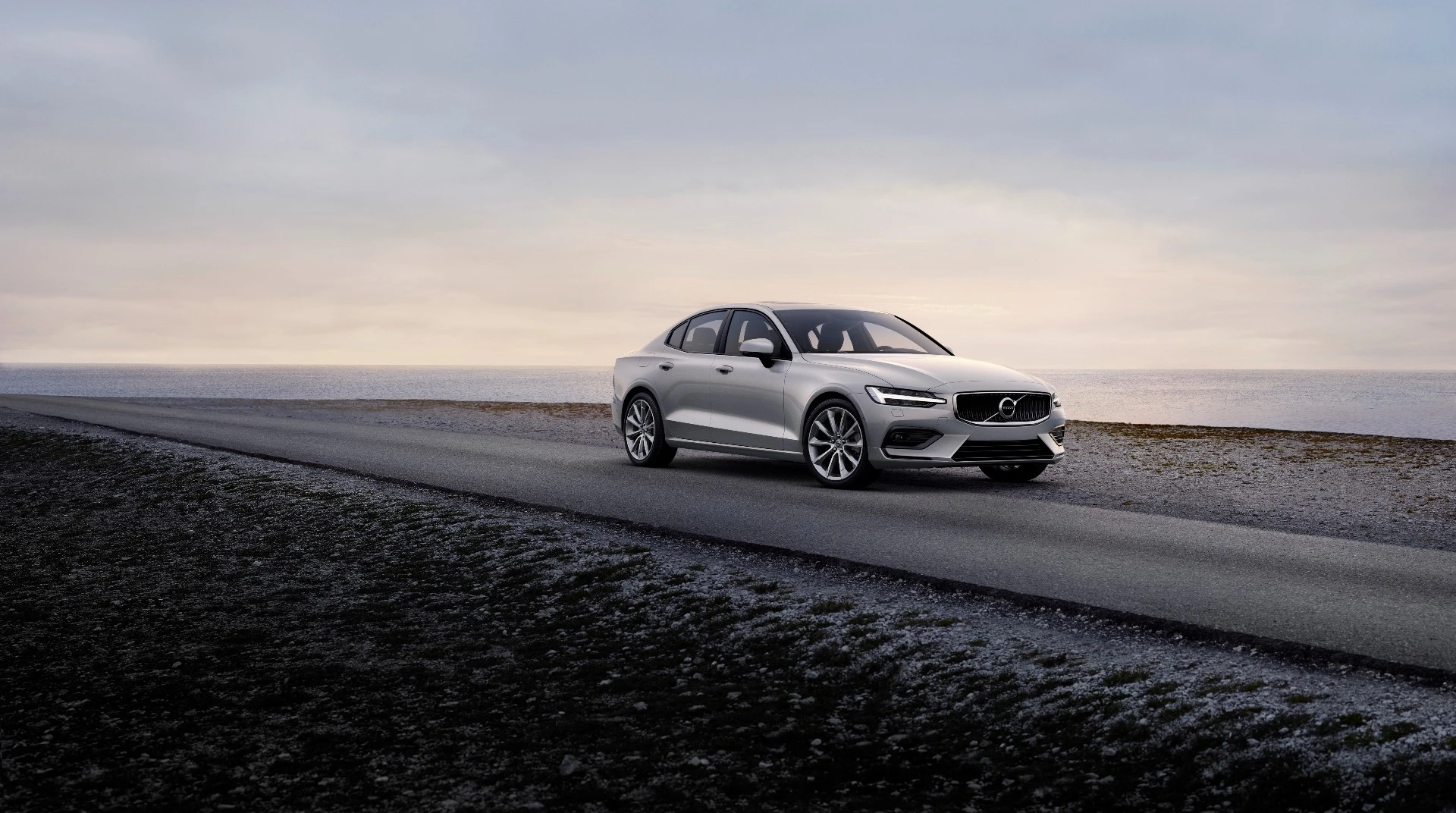 Volvo S60 in base-level Momentum trim