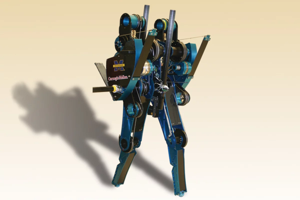 MABEL the robot can run with a human-like gait at speeds of up to 10.9 km/h