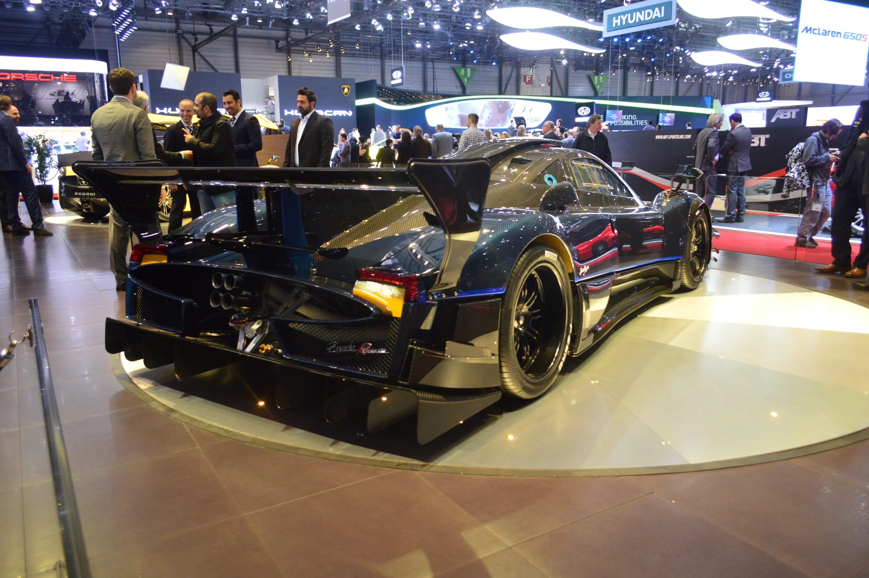 The limited edition Revolucion, essentially a Zonda R on steroids, features acres upon acres of blue carbon fiber (Photo: CC Weiss/gizmag.com)