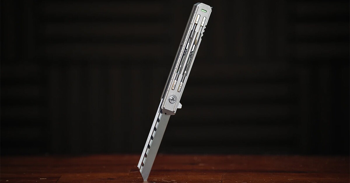 Hacksmith unveils Smith Blade multi-tool with 21 features Hacksmith unveils Smith Blade multi-tool with 21 features
