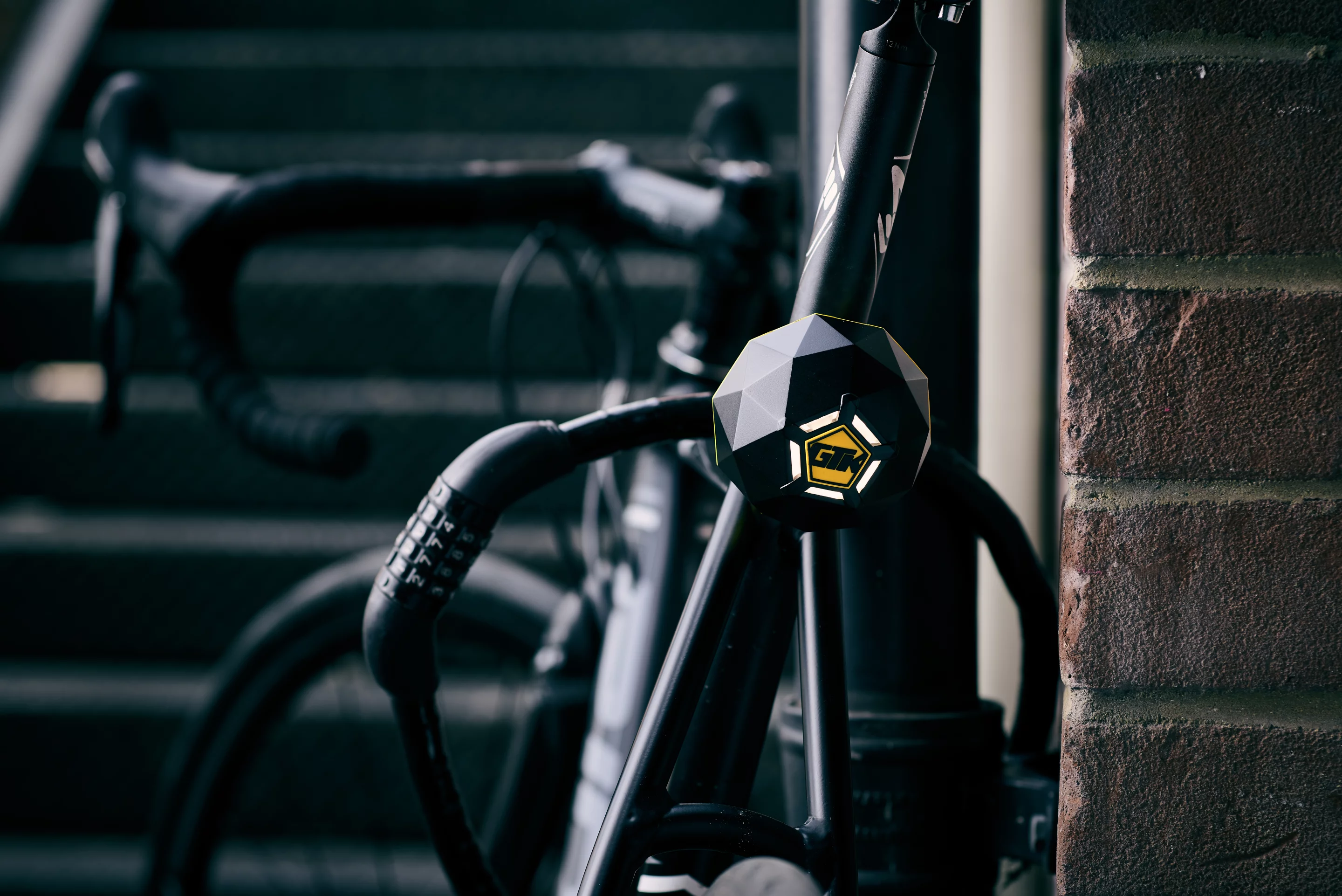 The Limpet has a water- and dust-resistant polypropylene body