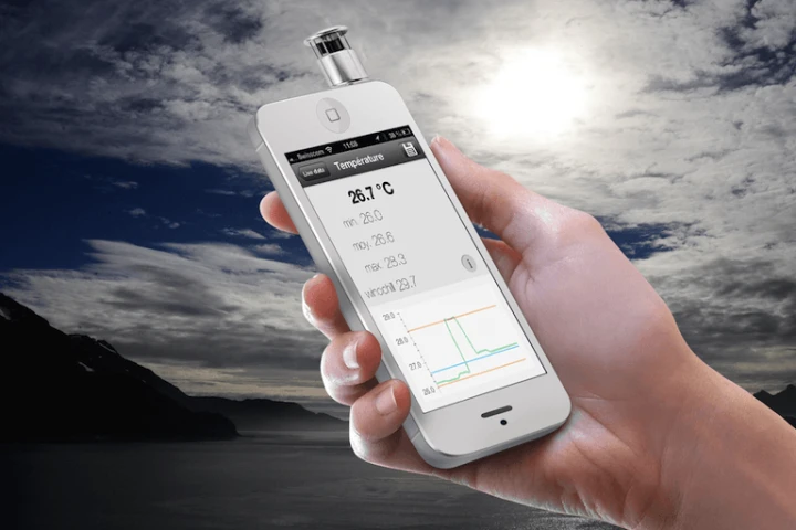 The Skywatch Windoo measures wind and other weather