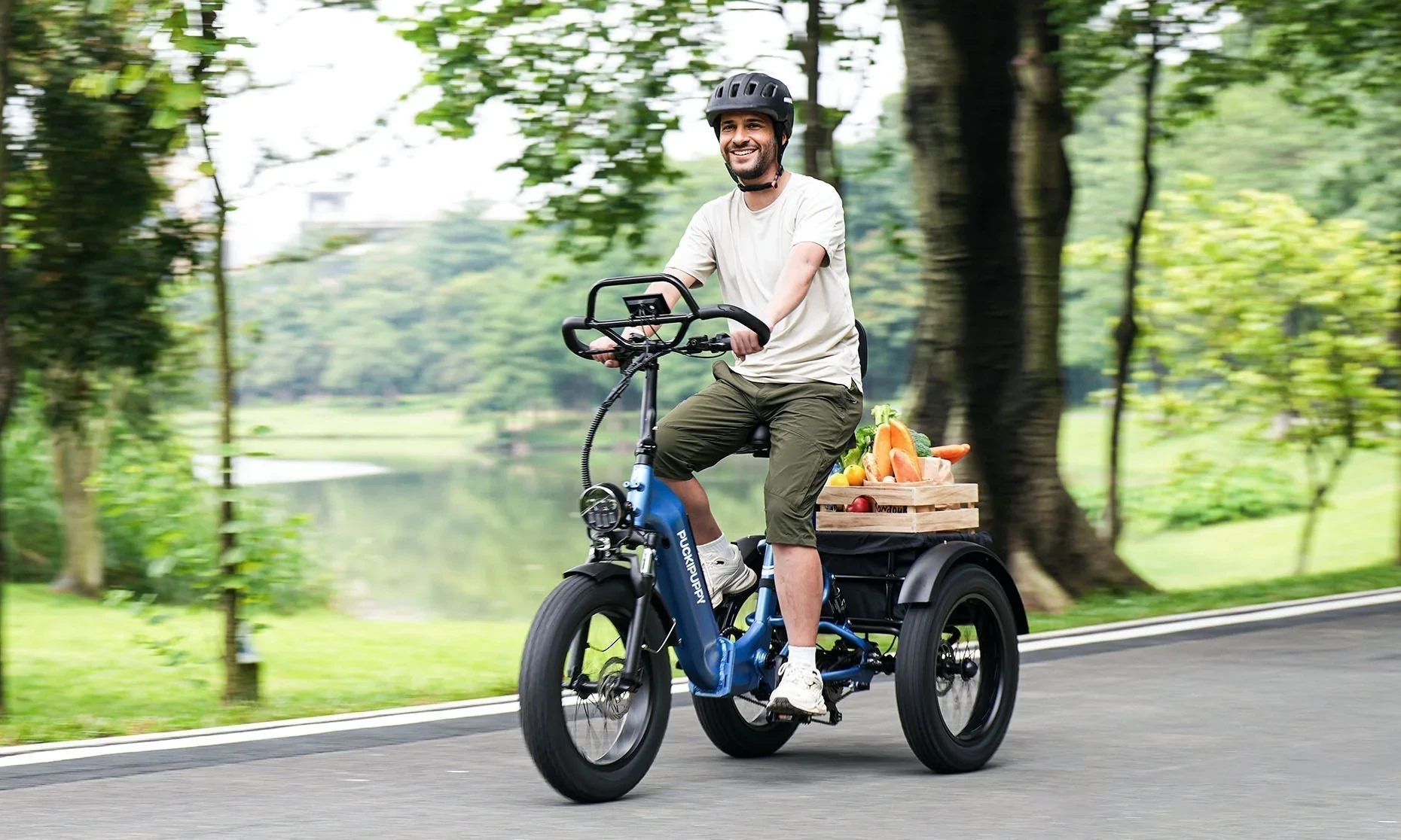 "The Rottweiler features an ergonomically designed butterfly-style handlebar. Compared to traditional straight or curved bars, it better matches the natural angle of your arms and allows multiple grip positions"