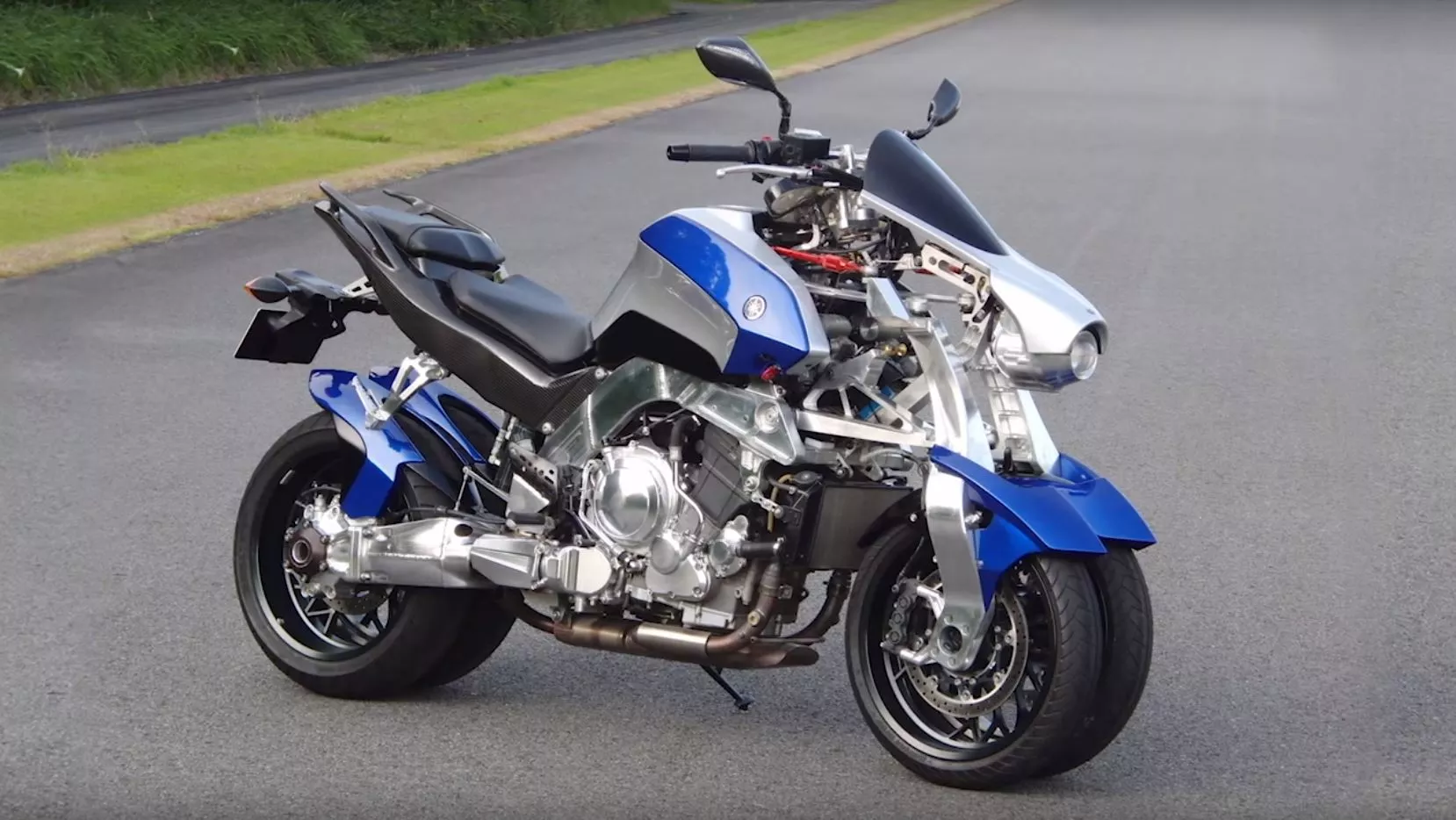 The OR2T research and development prototype is a display of Yamaha's leaning multi-wheeled suspension technology