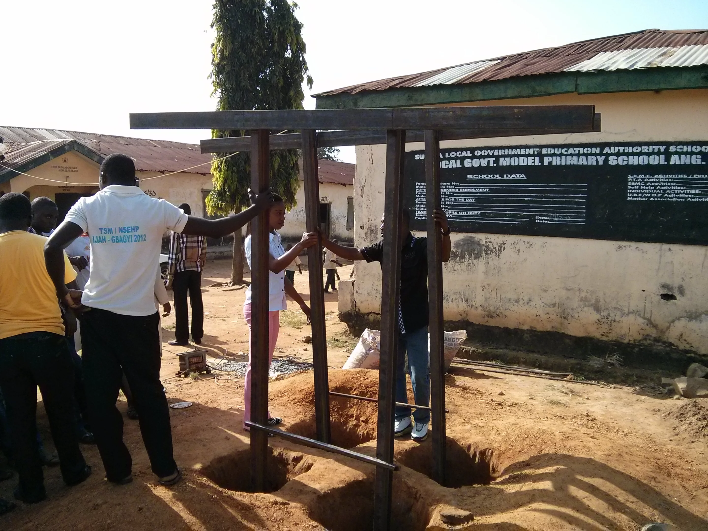 In some areas of rural Africa, it's simply not practical to build a school and employ a teacher to give kids a good education(Photo: Roland Wells)