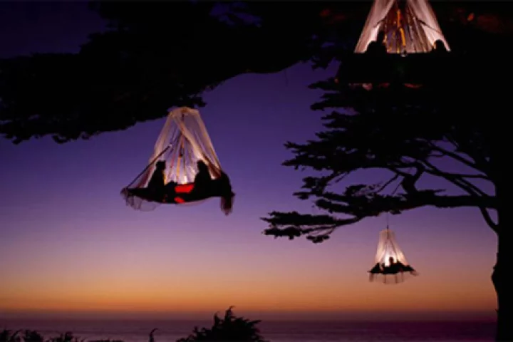 At Waldseilgarten, guests can sleep in their very own portaledge, hanging several meters above the ground (Photo: Waldseilgarten)