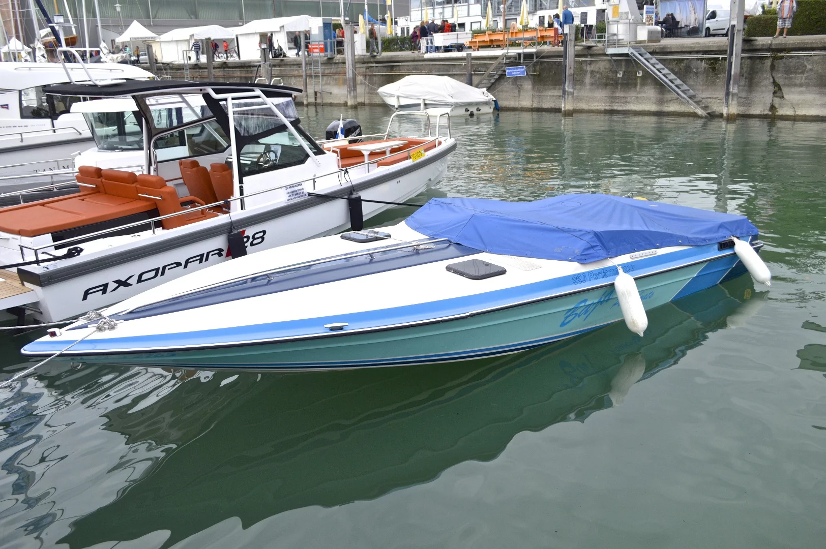 On the harbor at Interboot 2015