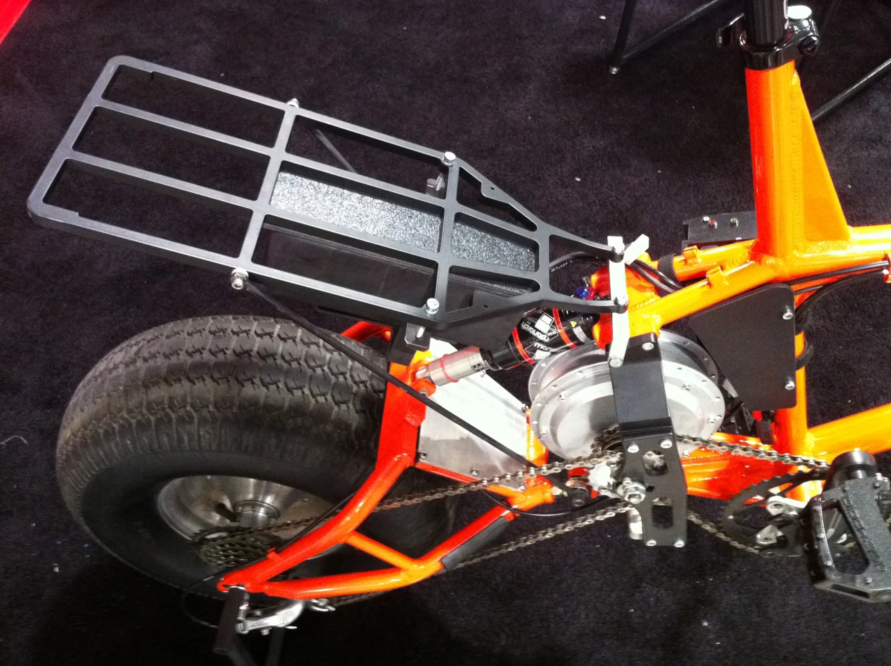Detail of the rear suspension inspired by Ducati's trellis rear suspension system