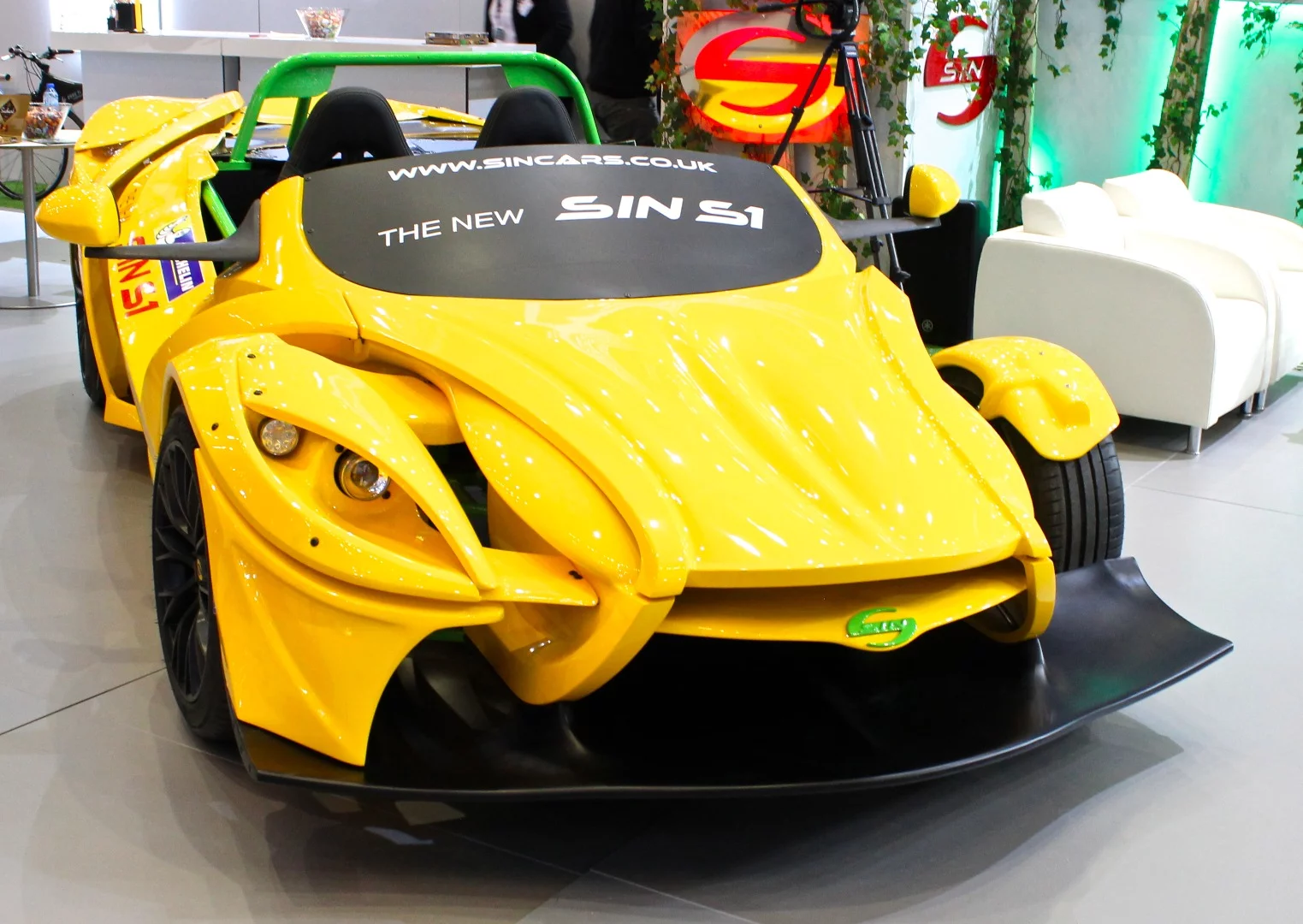 It's not the prettiest sports car in Geneva, but the new SIN S1 is an interesting modular DIY track/road car that lets you choose from various configurations and powertrains