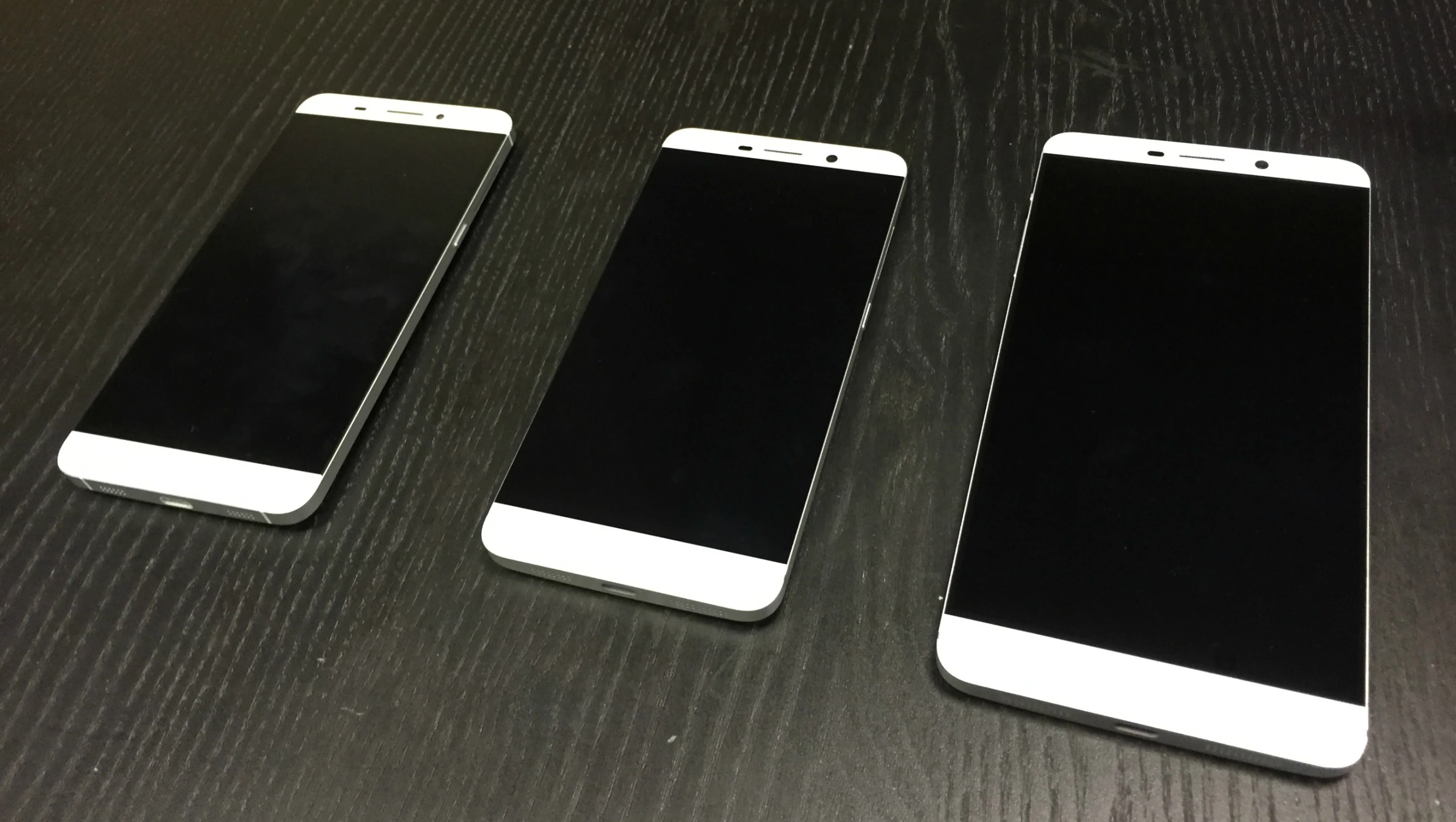 LeTV didn't give specific measurements, but Le Superphone will come in three sizes
