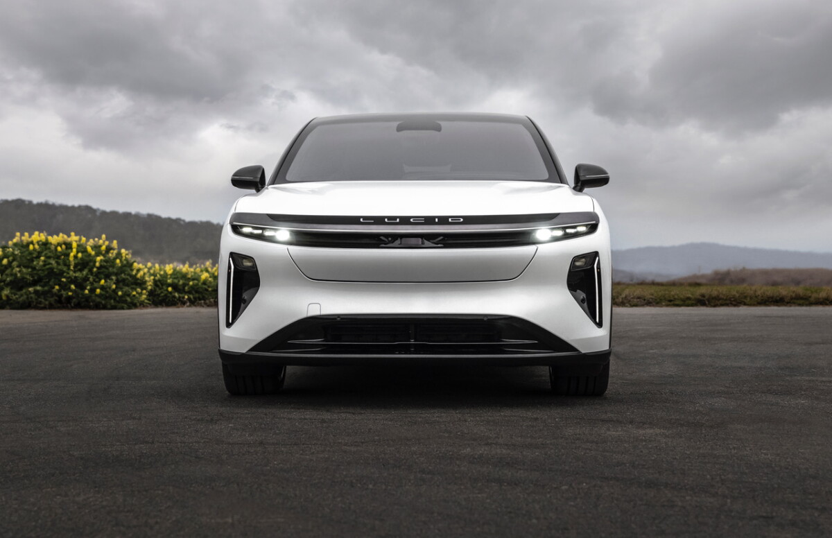 Lucid's new 1,070-hp SUV aims to change the American luxury game