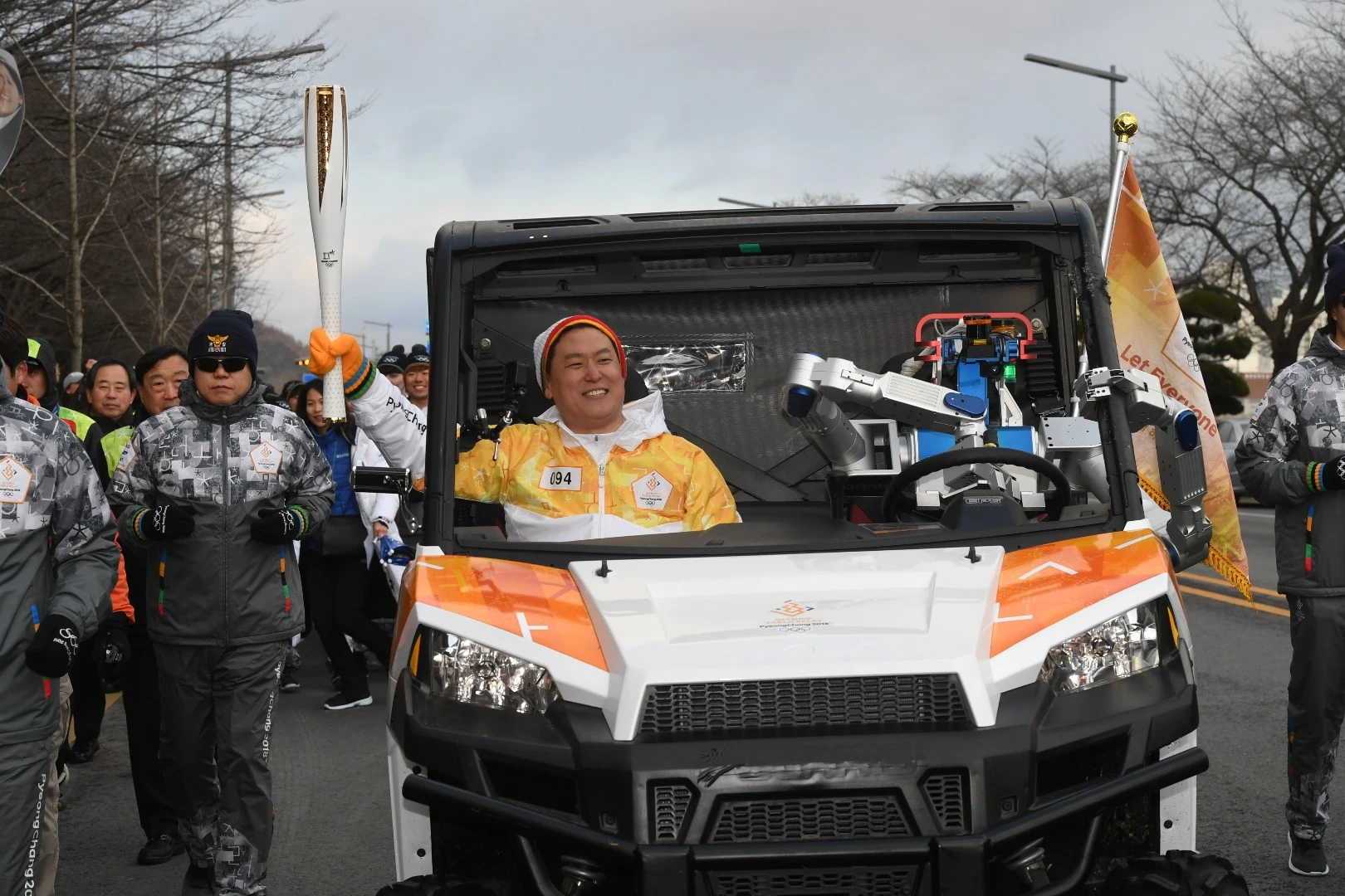 Hubo arriving in an autonomous vehicle