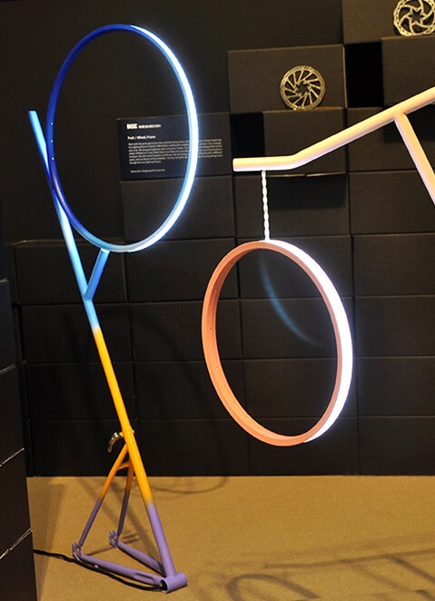 C-Wheel Light is made from reclaimed bicycle parts (Photo: Edoardo Campanale/Gizmag.com)