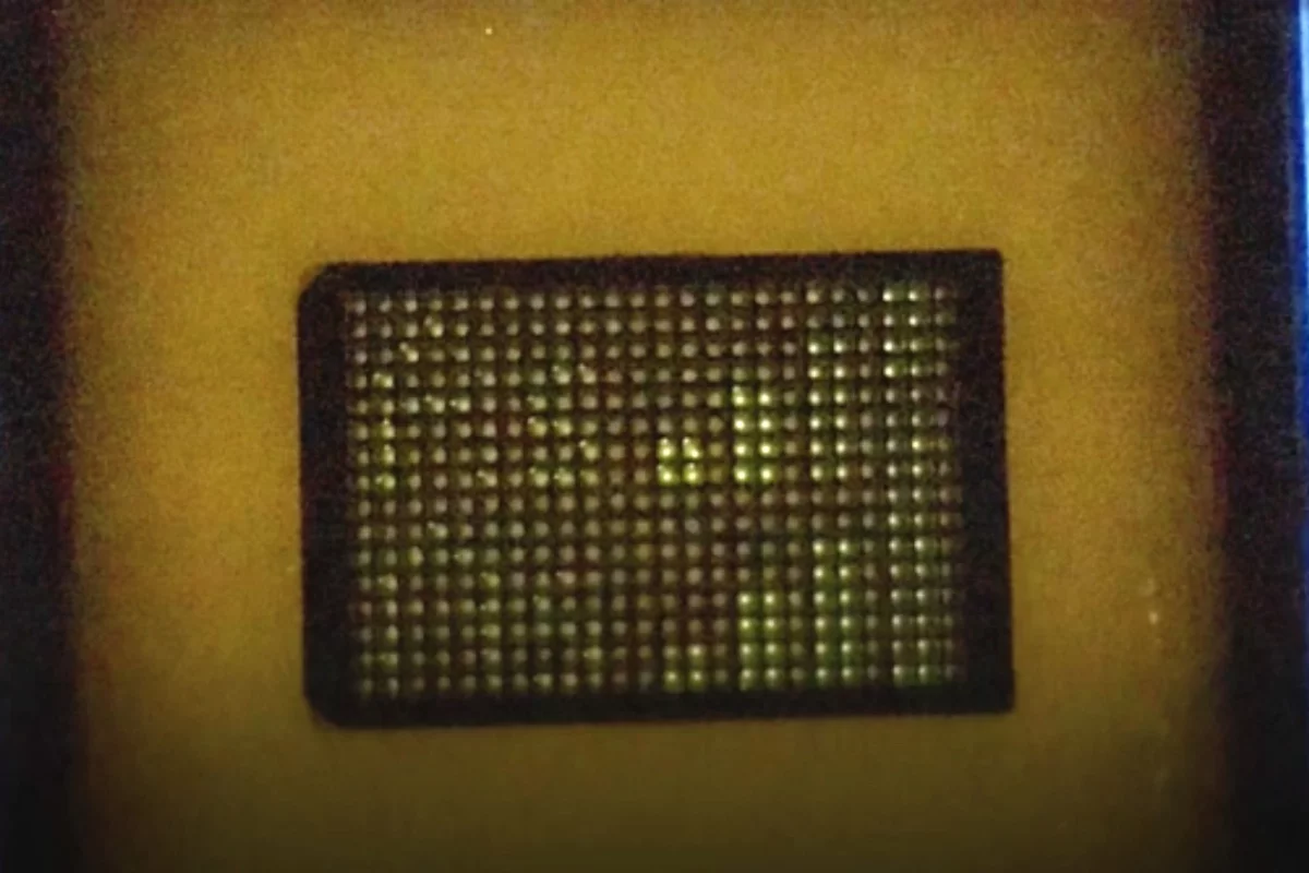 The prototype plastic arsenic-sensing device