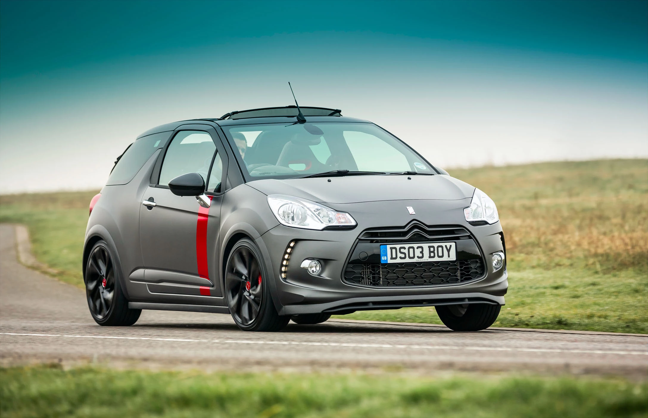 The Citroen DS3 Cabrio Racing