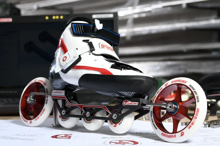 gripSPEEDER features both grip wheels and speed wheels