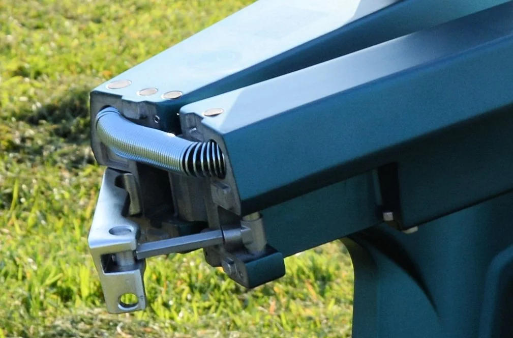 The hinge of the original Fiido X, which prompted a product recall and redesign following reports of the frame snapping in two