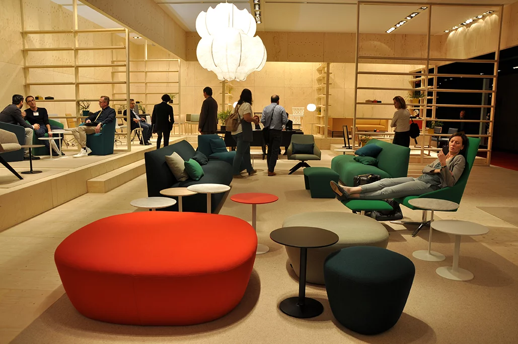 Soft curves create an inviting atmosphere by Andreu World (Photo: Edoardo Campanale/Gizmag.com)