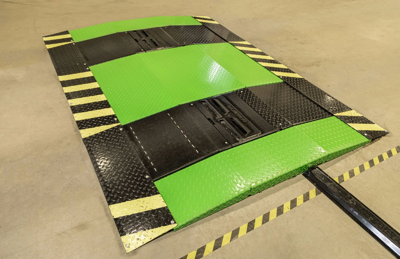 The idea is that SnapSkan units will be installed at places that people drive through on a regular basis anyway, such as entrances to car parks