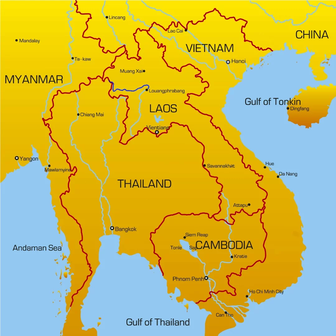 The blue dotted line that starts at Chiang Khong on the Thailand-Laos border and finishes at Luang Prebang marks our journey, initially by "slow boat" and then by kayak.