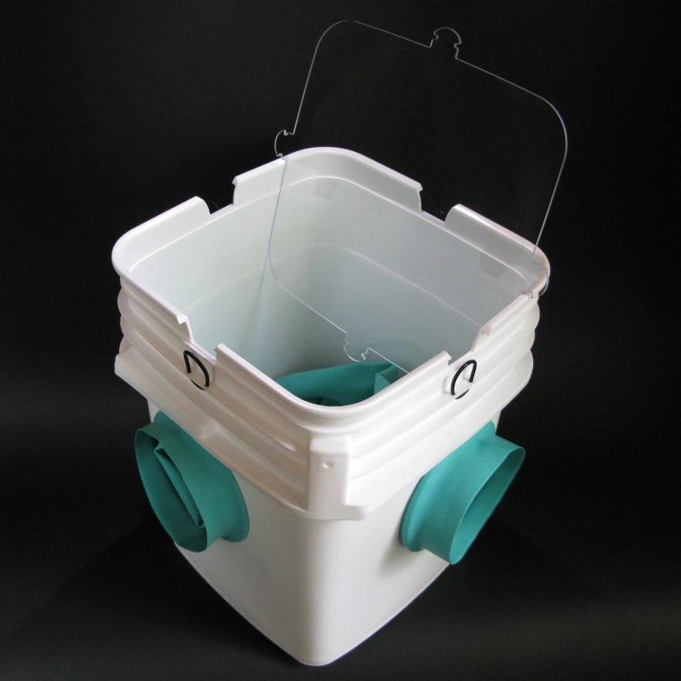User just throw their dirty items in the bucket along with whatever cleaning solution they're using, throw on the lid, stick their hands in the gloves and go to work