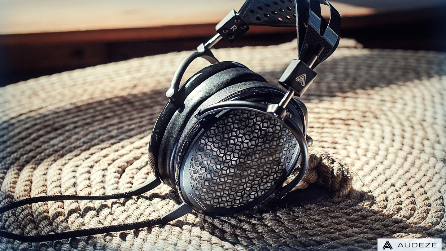 The CRBN Electrostatic headphones offer a frequency response of 20 Hz to 40 kHz, and a sound pressure level greater than 120 dB