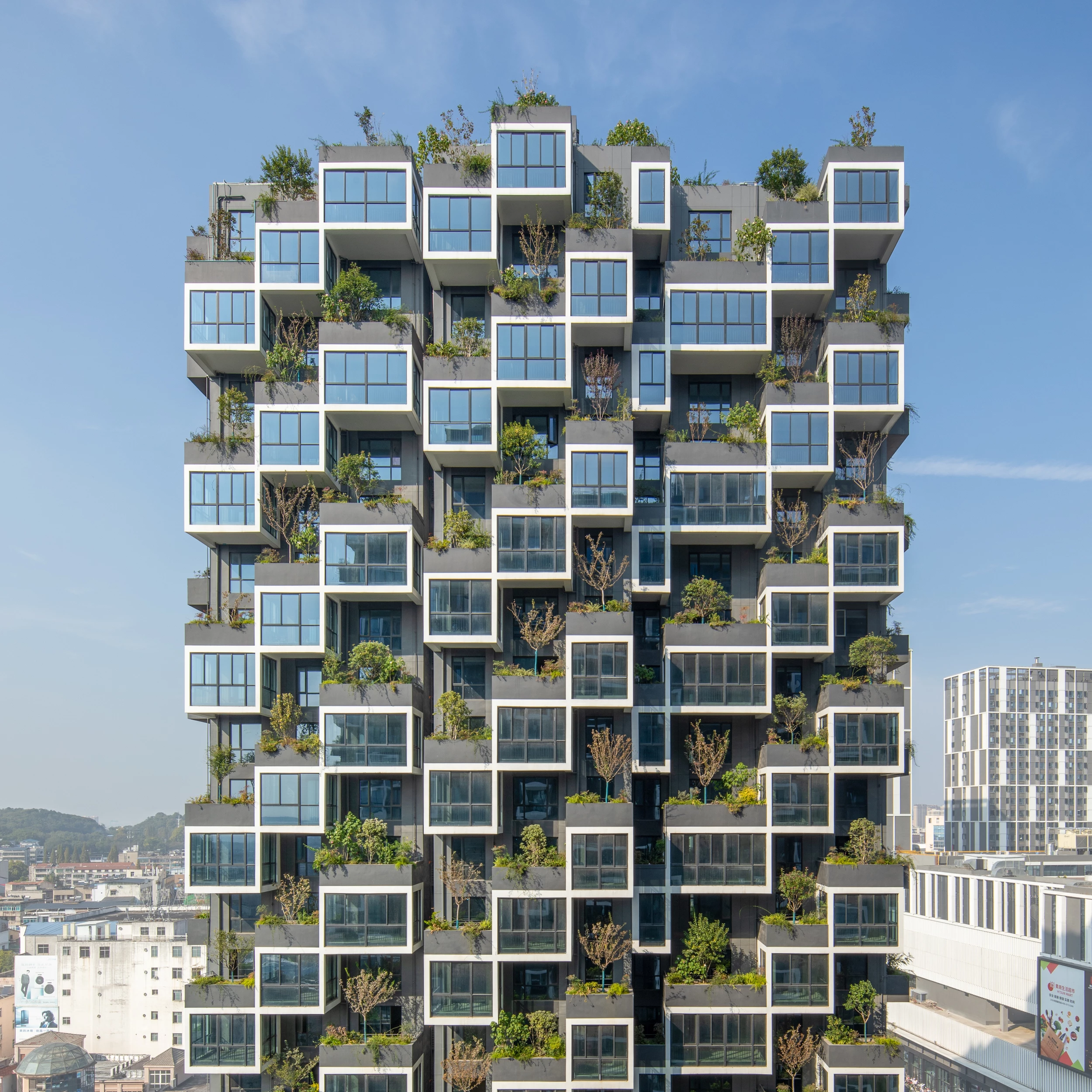 According to Stefano Boeri Architetti, the Easyhome Huanggang Vertical Forest City Complex absorbs 22 tons of CO2 per year, as well as producing 11 tons of oxygen annually