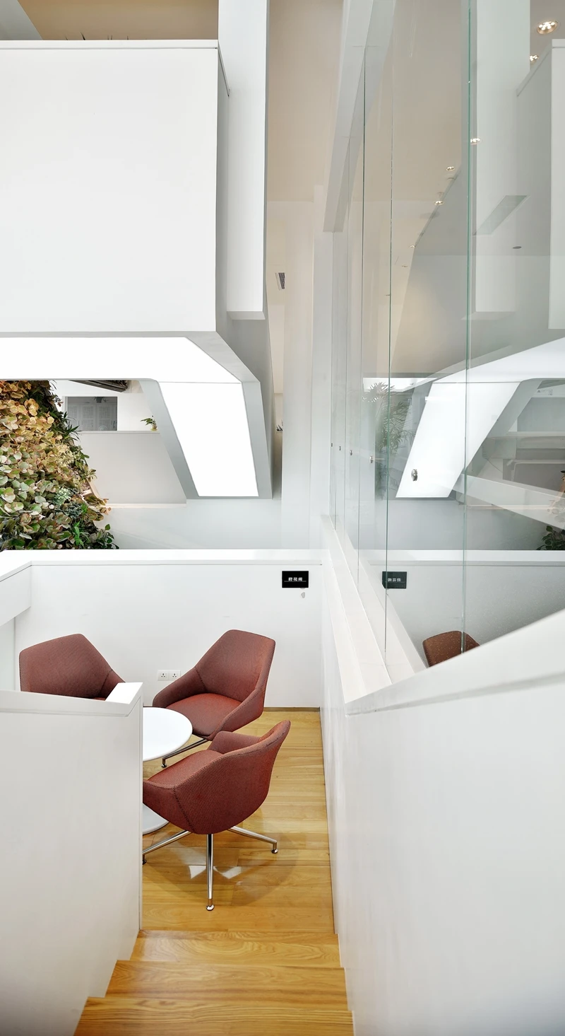 Office workers can swap and change the plants as they choose