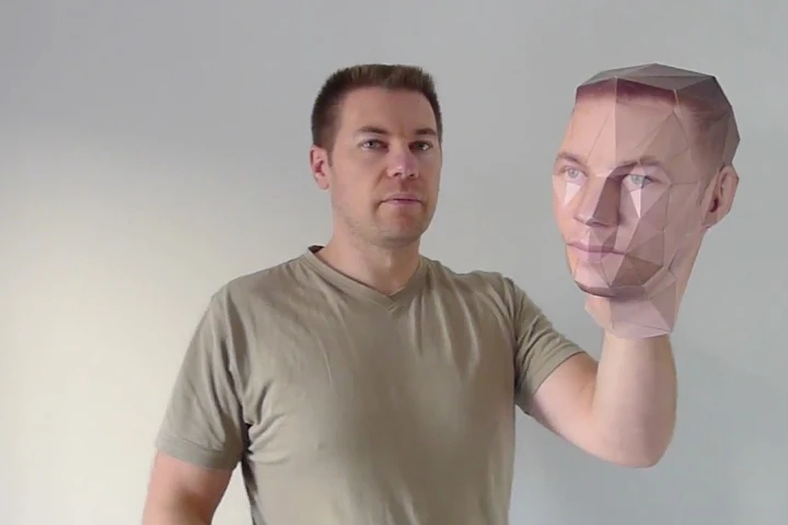 Recreate yourself as a 3D paper model at Paper-Kit.com
